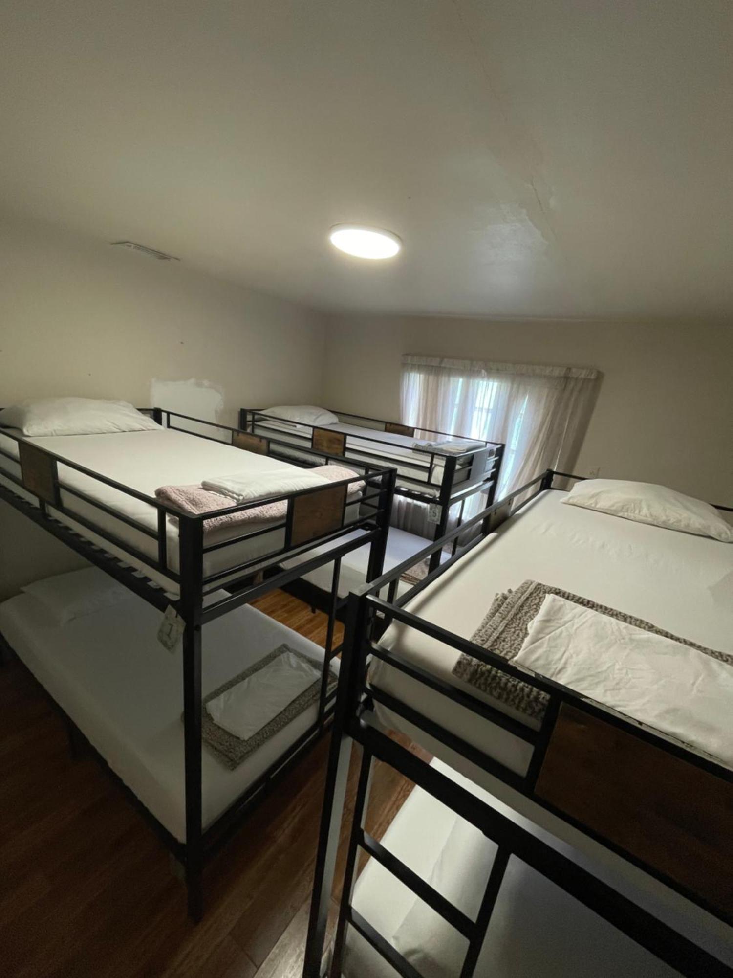 Hostel Queen - Shared Female Miami